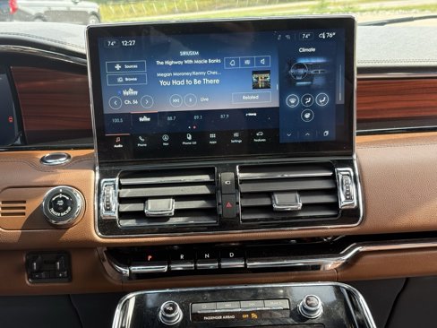 Used 2024 Lincoln Navigator L Reserve image 35