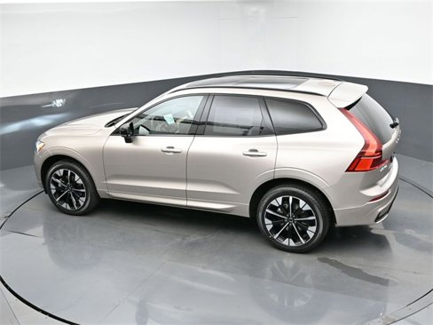 New 2026 Volvo XC60 B5 Plus w/ Protection Package Premier image 47