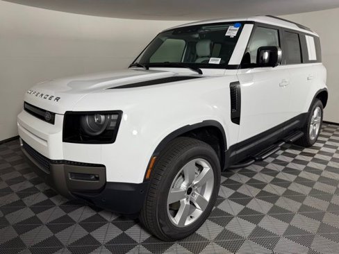 New 2026 Land Rover Defender 110 S image 2