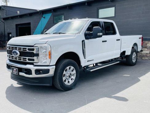 Used 2024 Ford F350 XLT image 5