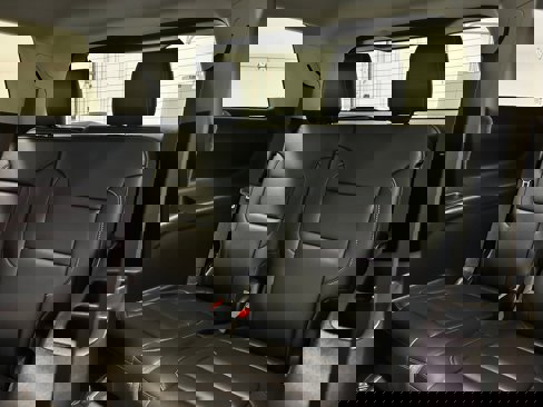 Used 2022 GMC Acadia SLT w/ LPO, Floor Liner Package image 30