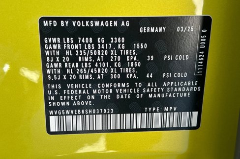 New 2025 Volkswagen ID. Buzz 1st Edition image 28