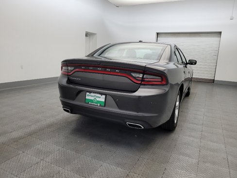 Used 2022 Dodge Charger SXT image 7