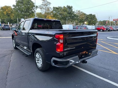 Used 2022 Chevrolet Silverado 1500 LT image 5
