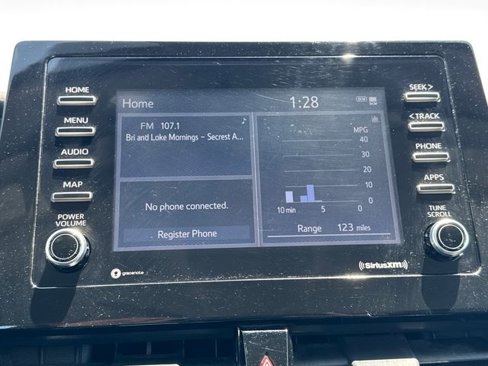 Used 2023 Toyota Camry SE image 19