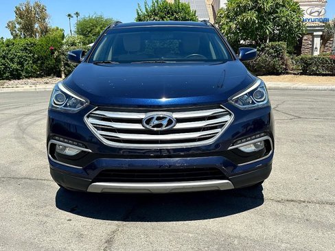 Used 2017 Hyundai Santa Fe Sport image 2