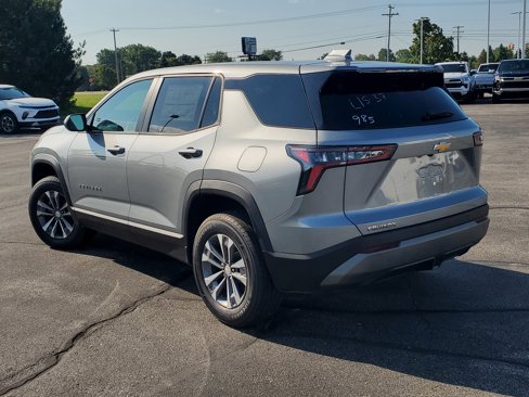 New 2026 Chevrolet Equinox LT w/ Convenience Package II image 3