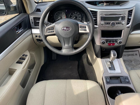 Used 2012 Subaru Outback 2.5i w/ Alloy Wheel Pkg image 11