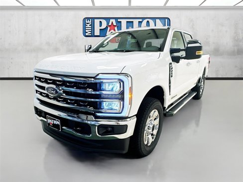 New 2025 Ford F250 Lariat w/ Chrome Package image 3