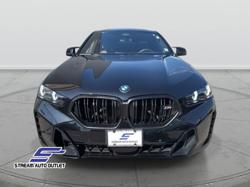 Used 2024 BMW X6 M60i w/ Dynamic Handling Package image 3