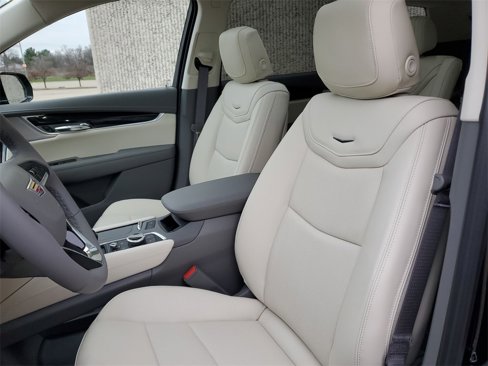 New 2025 Cadillac XT6 Premium Luxury w/ LPO, Floor Liner Package image 20