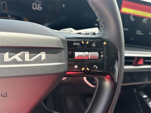 New 2026 Kia Sorento S image 11