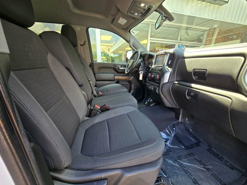 Used 2021 Chevrolet Silverado 2500 LT w/ Fleet Comfort Package image 12