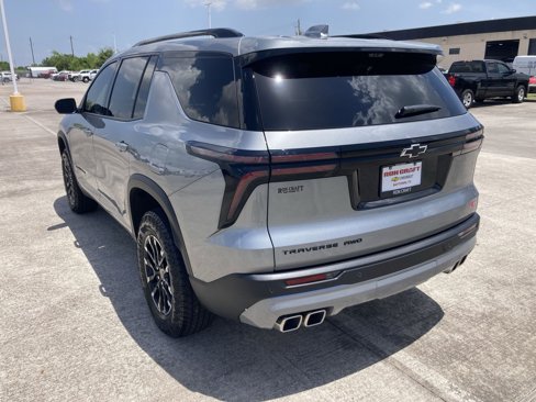 New 2026 Chevrolet Traverse Z71 w/ Driver Confidence Package image 3