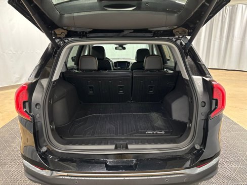 Certified 2024 GMC Terrain AT4 w/ Infotainment Package II image 15