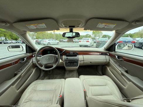 Used 2002 Cadillac De Ville Sedan w/ Comfort/Convenience Pkg image 11