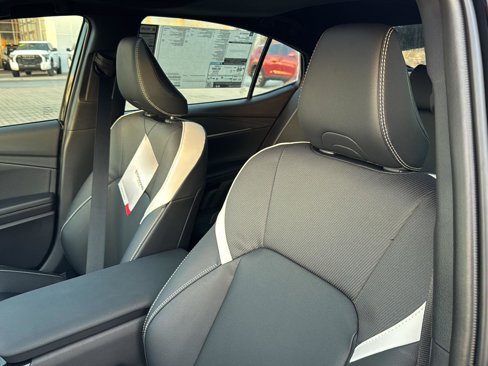 New 2026 Toyota Camry Hybrid image 25