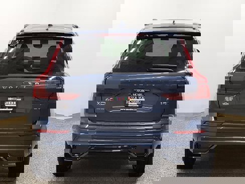 New 2026 Volvo XC60 B5 Ultra w/ Protection Package Premier image 4