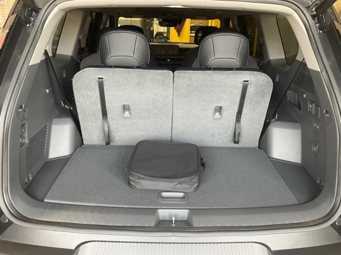 New 2026 Kia EV9 Light image 24