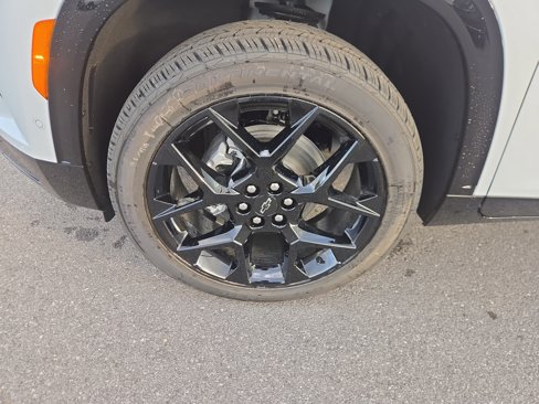 New 2026 Chevrolet Traverse RS w/ LPO, Floor Liner Package image 11