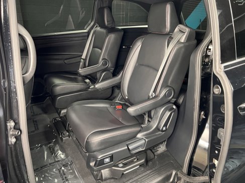 Used 2025 Honda Odyssey Sport-L image 19