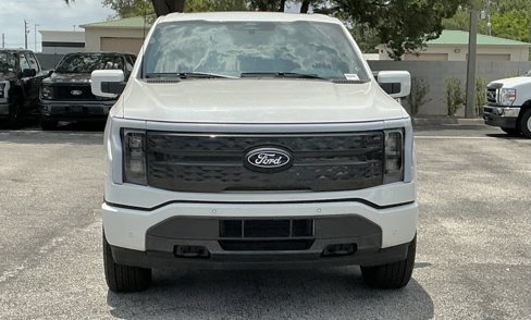 New 2025 Ford F150 Lightning Platinum image 2