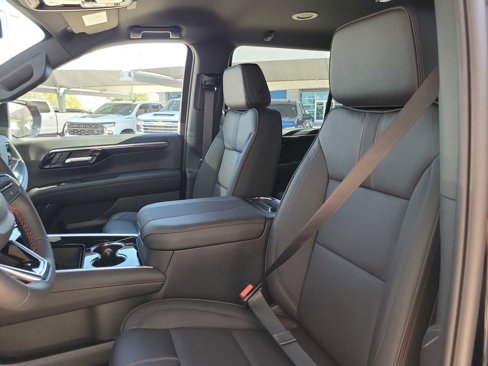 New 2026 Chevrolet Suburban RST image 11