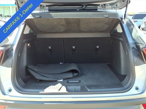 Used 2025 Chevrolet Trax LT image 10