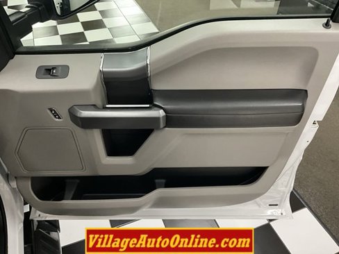 Used 2018 Ford F150 XLT w/ Equipment Group 302A Luxury image 32