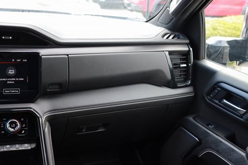 Used 2025 GMC Sierra 2500 AT4X image 24