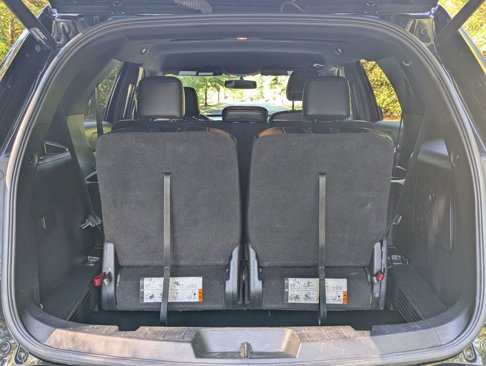 Used 2017 Ford Explorer XLT w/ Equipment Group 202A image 24