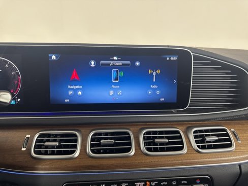 New 2026 Mercedes-Benz GLS 450 4MATIC image 15