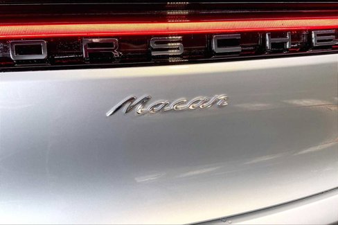 New 2026 Porsche Macan image 19