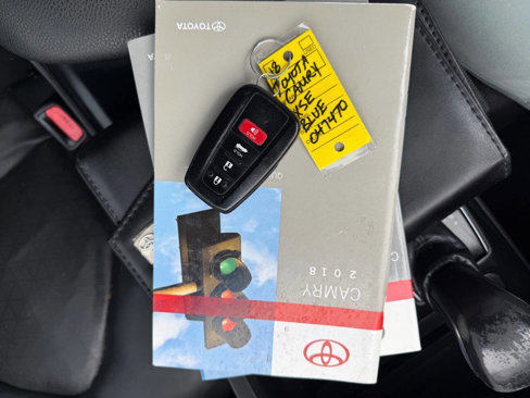 Used 2018 Toyota Camry XSE image 26