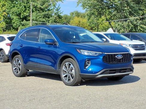 Certified 2023 Ford Escape Platinum image 1