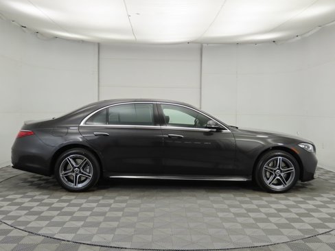 New 2026 Mercedes-Benz S 580 4MATIC Sedan image 4