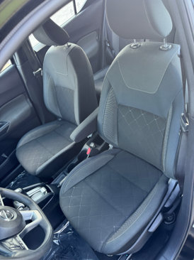 Used 2019 Nissan Kicks S image 13