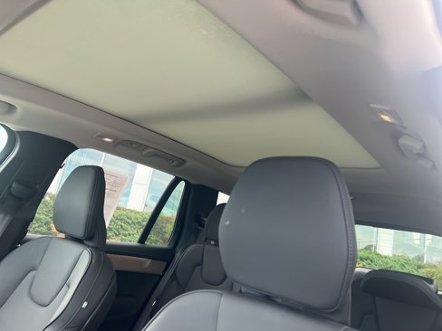 Used 2025 Volvo XC90 B5 Plus image 14