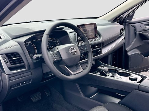 New 2026 Nissan Rogue SV image 5