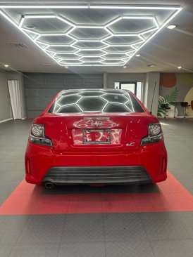 Used 2015 Scion tC image 5