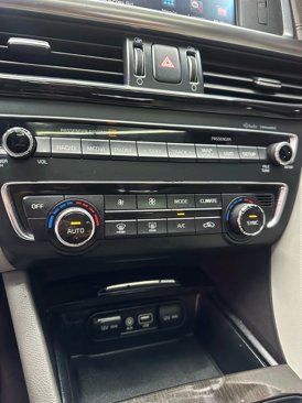Used 2016 Kia Optima EX w/ Premium Package image 18