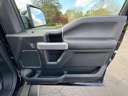 Used 2018 Ford F150 Platinum w/ Equipment Group 701A Luxury image 23