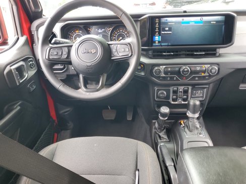 Used 2024 Jeep Wrangler Sport S image 13