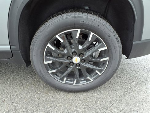 New 2025 Chevrolet Traverse LT w/ Sun and Wheel Package image 11