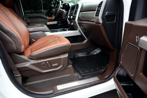Used 2020 Ford F350 King Ranch w/ King Ranch Ultimate Package image 16