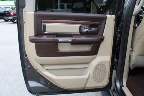 Used 2014 RAM 2500 Laramie w/ Convenience Group image 35