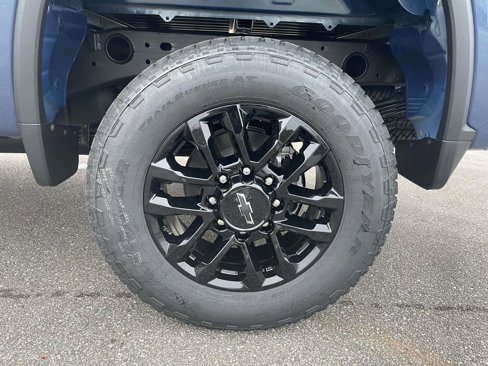 New 2026 Chevrolet Silverado 2500 Custom w/ Custom Convenience Package image 4