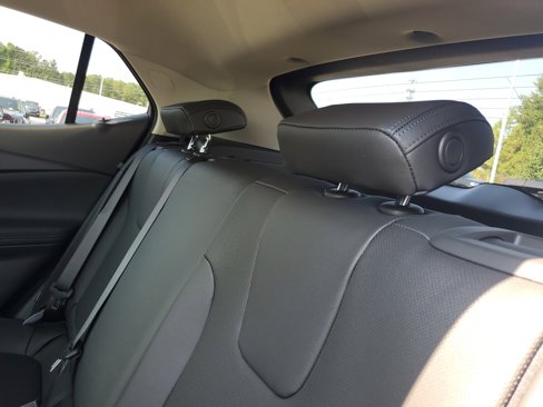 New 2026 Buick Encore GX Sport Touring image 9