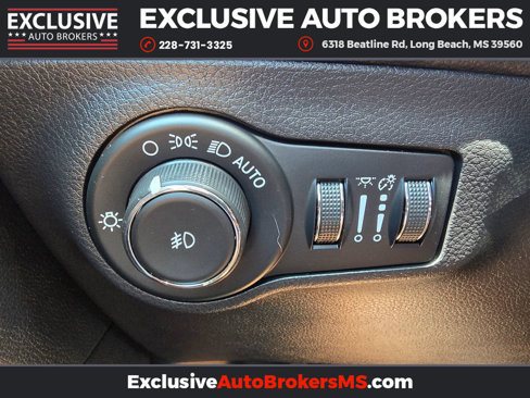 Used 2019 Jeep Compass Trailhawk image 30