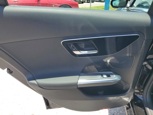 Certified 2025 Mercedes-Benz C 300 Sedan image 9